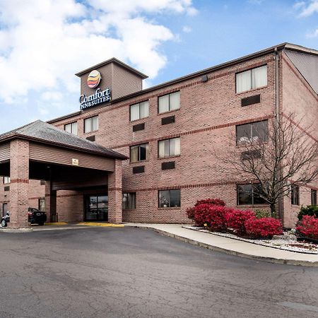 Comfort Inn & Suites Streetsboro - Kent Εξωτερικό φωτογραφία