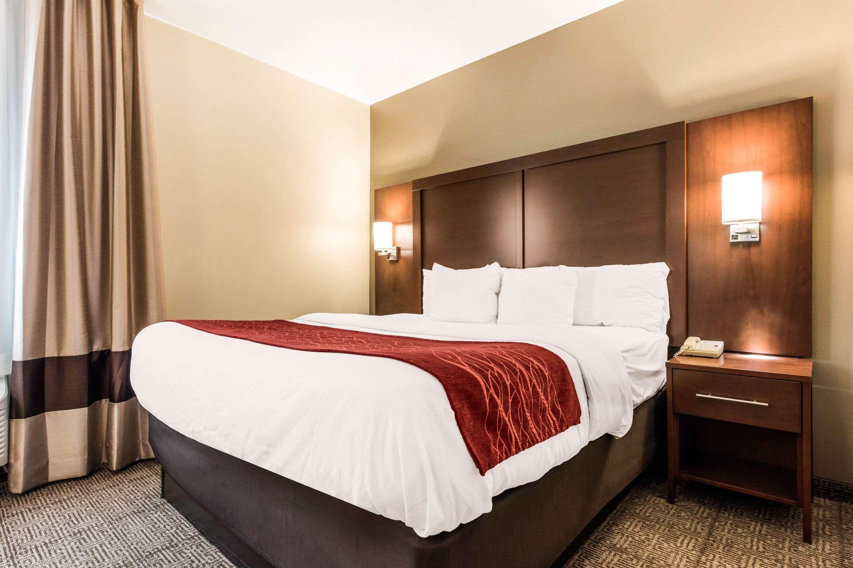 Comfort Inn & Suites Streetsboro - Kent Εξωτερικό φωτογραφία