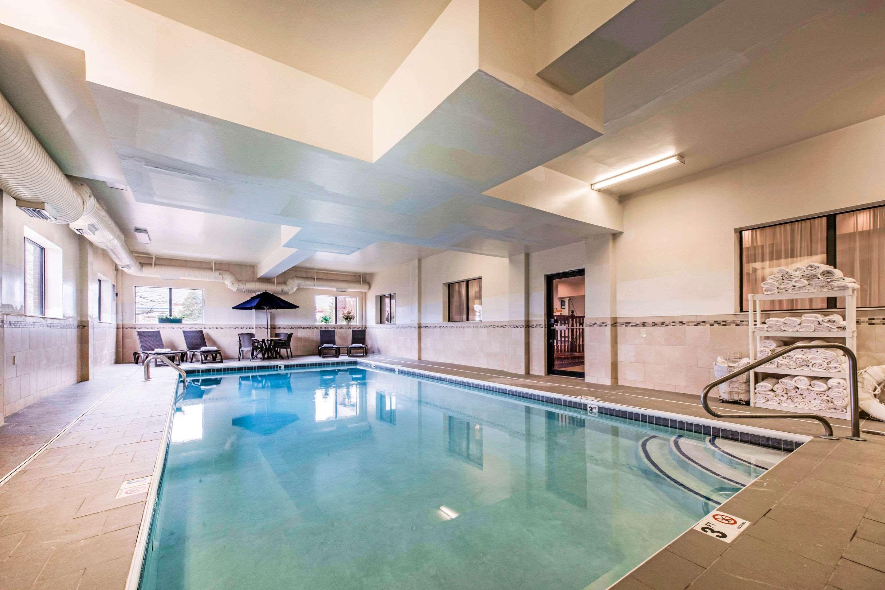 Comfort Inn & Suites Streetsboro - Kent Εξωτερικό φωτογραφία