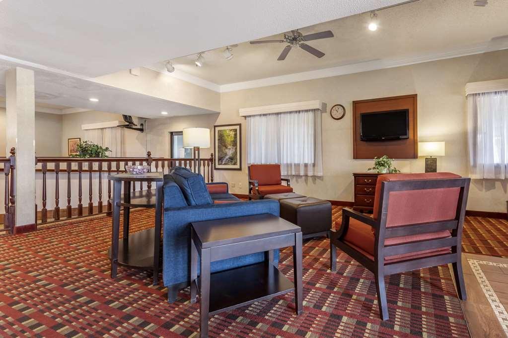 Comfort Inn & Suites Streetsboro - Kent Εσωτερικό φωτογραφία