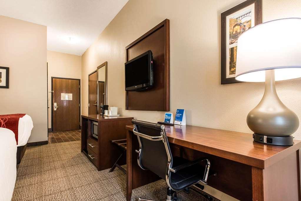 Comfort Inn & Suites Streetsboro - Kent Δωμάτιο φωτογραφία