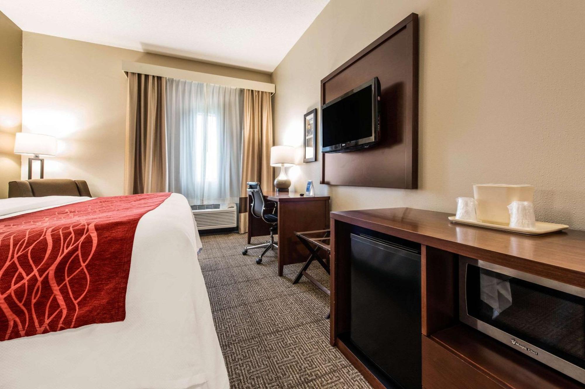 Comfort Inn & Suites Streetsboro - Kent Εξωτερικό φωτογραφία